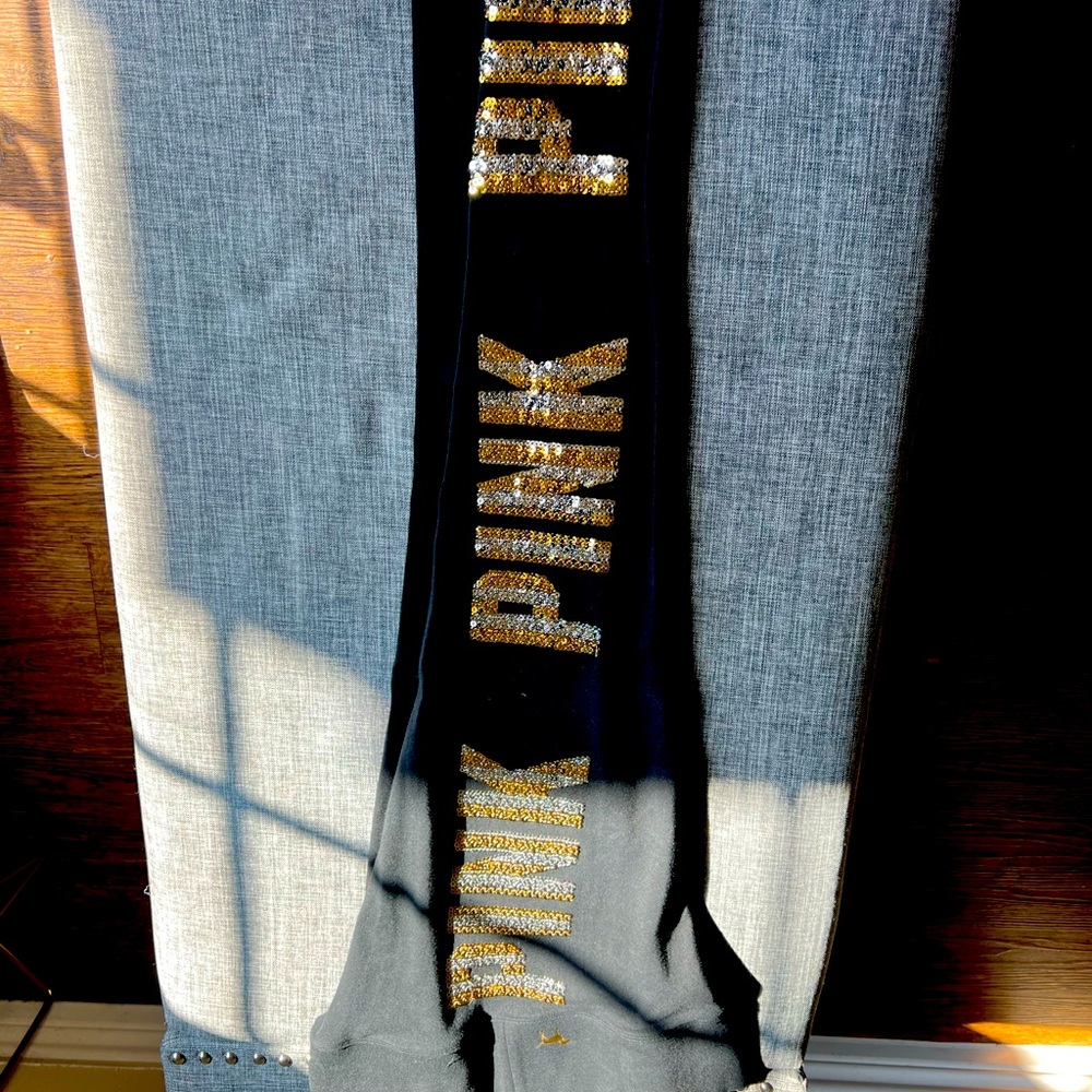 PINK  VICTORIA’S  SECRETS -  NEW! black leggings with GOLD SEQUINS details,